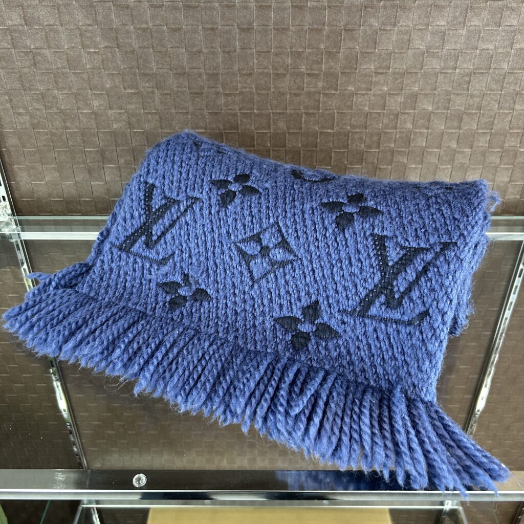 ルイヴィトンマフラー