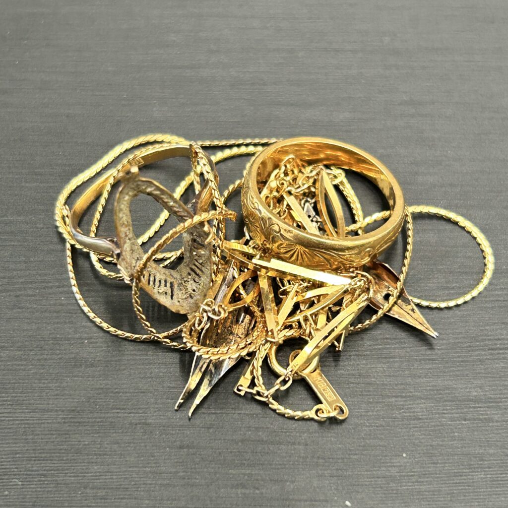 貴金属