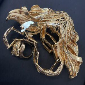 K18金 豪華なデザインのネックレス。ダイヤモンドが散りばめられた貴金属を高松市のトレリバ高松レインボー通り店で高額買取した実績写真。