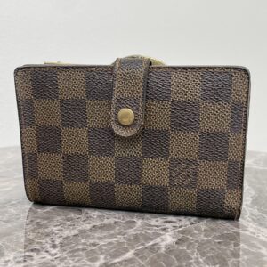 ルイヴィトン ポルトフォイユ・ヴィエノワ N61674 ダミエ がま口財布の買取実績。全体的に使用感多(傷・がま口緩み)でも高松市で高額買取。