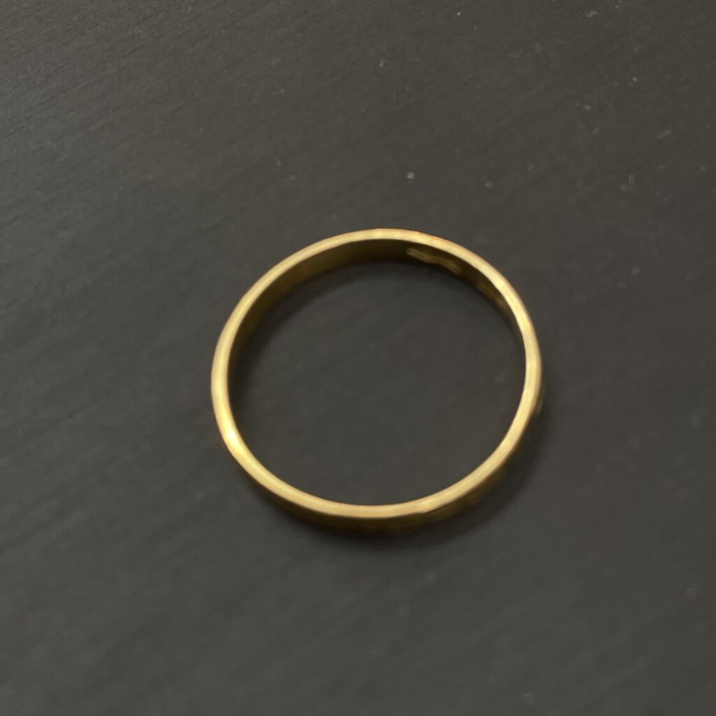 高松市でK18金リングを買取。トレリバ高松店での最新の金買取事例写真。