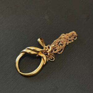 高松市のトレリバ高松レインボー通り店が高価買取したK18（18金）ネックレス・リング。金相場高騰中で貴金属買取を強化。