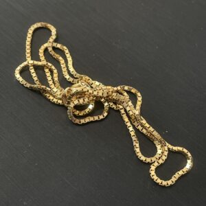 K18金イエローゴールドのベネチアンチェーンネックレスを高価買取した写真