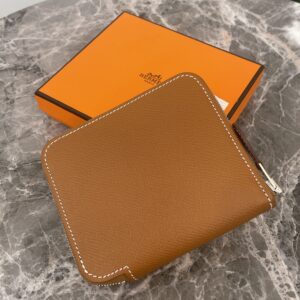 【高松市 エルメス買取】 アザップコンパクト シルクイン(未使用品)を高価買取しました。ブランド財布・常連様の査定強化中。