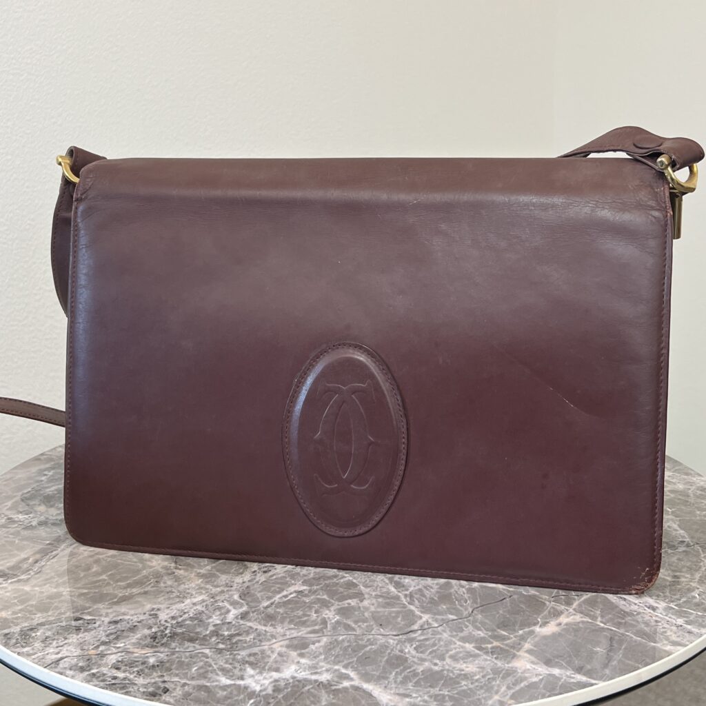 高松でカルティエ マストライン ショルダーバッグを高価買取！ヴィンテージバッグや複数ブランド品の査定なら。