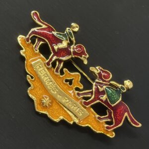 高松でエルメス 少女と犬 エナメルブローチの高価買取実績。**擦れ(Bランク)**のあるヴィンテージアクセサリーも歓迎。