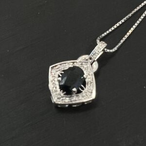 高松でPt900 サファイア ダイヤモンド リングを高価買取！宝石・プラチナ・貴金属の査定なら。