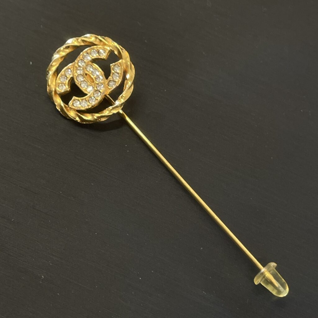 高松市でシャネル（CHANEL）ココマーク ピンブローチを高価買取。ヴィンテージシャネルの査定なら。