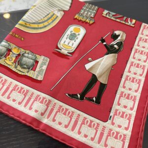 高松市でエルメス スカーフ カレ45を高価買取。ブランド小物の査定なら。