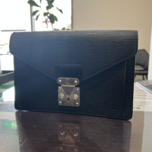 高松市でルイ・ヴィトン エピ セリエ・ドラゴンヌを高価買取。ブランドバッグ査定なら。