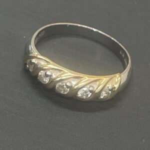 高松市でPT900 ダイヤモンドリングを高価買取。貴金属・宝石の査定なら。