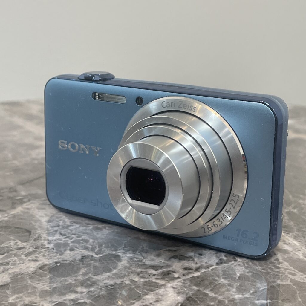 高松市でSONY Cyber-shot（デジカメ）を高価買取。カメラ・レンズの査定なら。