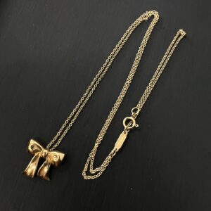 高松市でティファニー リボンネックレス 750YGを高価買取。ブランドジュエリー査定なら。