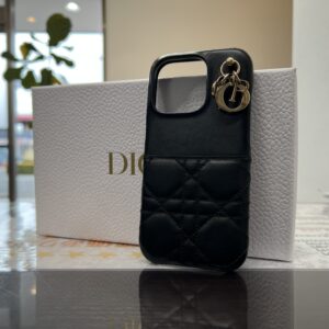 高松市でディオール iPhone 16 Pro ケースを高価買取。レディディオール査定なら。