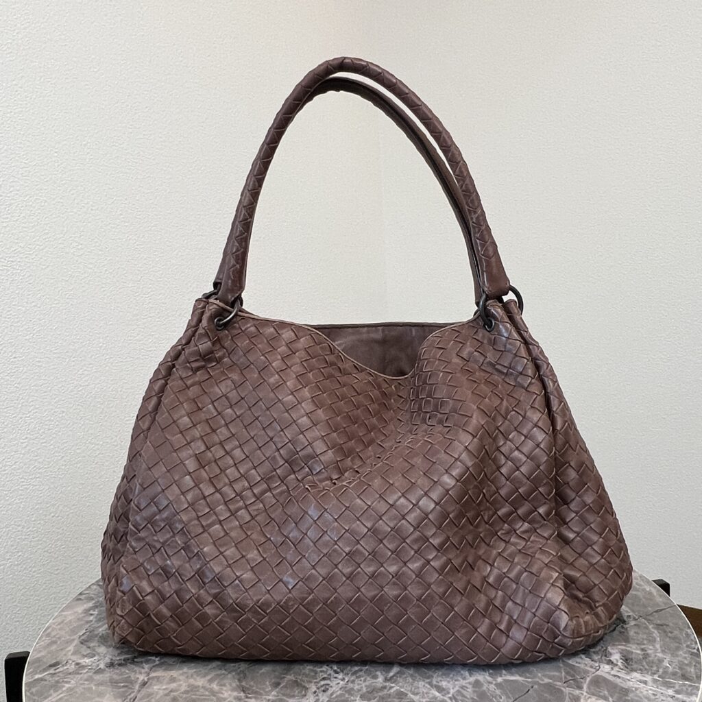 高松市でボッテガ・ヴェネタのイントレチャート・トートバッグを高価買取。ブランドバッグ査定。