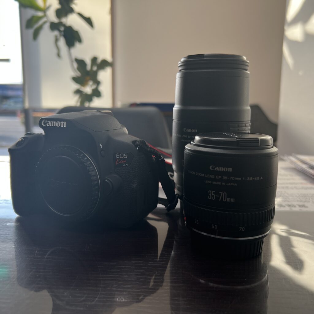 高松市のトレリバで店頭買取したキヤノンEOS Kiss X7iと交換レンズ2本