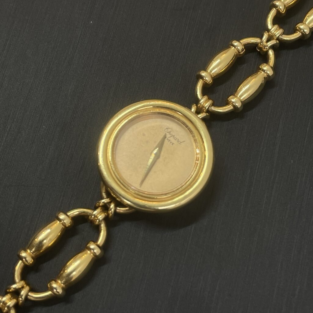 高松市でショパールの金無垢時計を高価買取。高級時計査定なら。