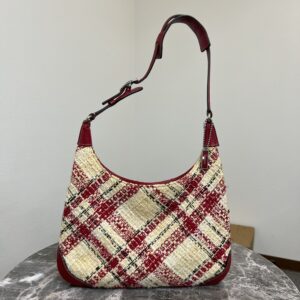 高松市でコーチ（COACH）のバッグを最高値買取。ブランド品査定ならトレリバ。