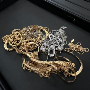 高松市でK18ネックレス・貴金属を最高値買取。金相場高騰中の今がチャンス。