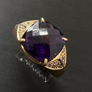高松市でアメジストの指輪を高価買取。宝石・地金の正当な査定なら。