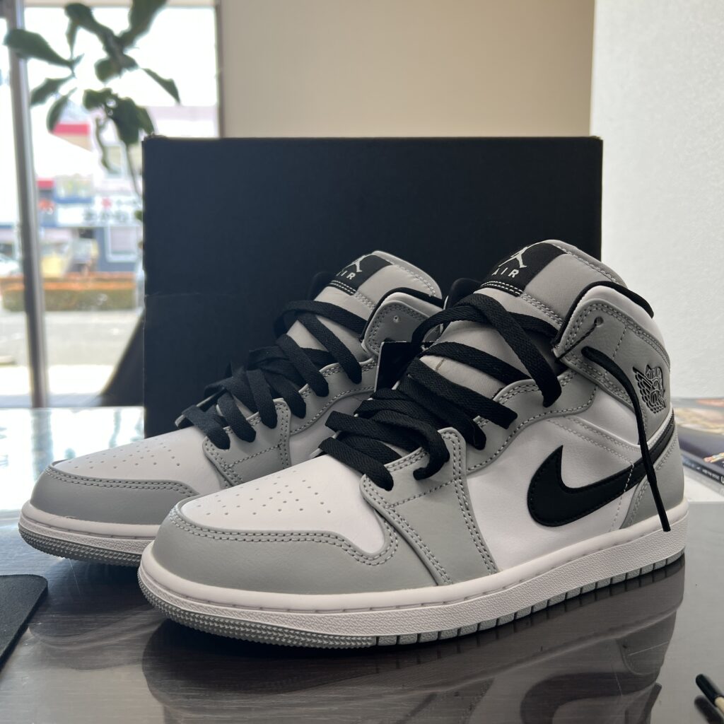 高松市でナイキのエアジョーダン1を高価買取。スニーカー・アパレル査定。