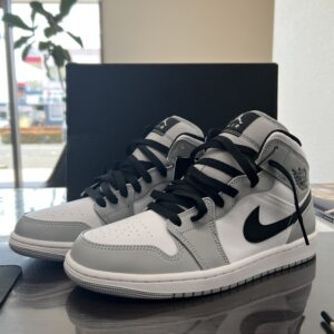 高松市でナイキのエアジョーダン1を高価買取。スニーカー・アパレル査定。