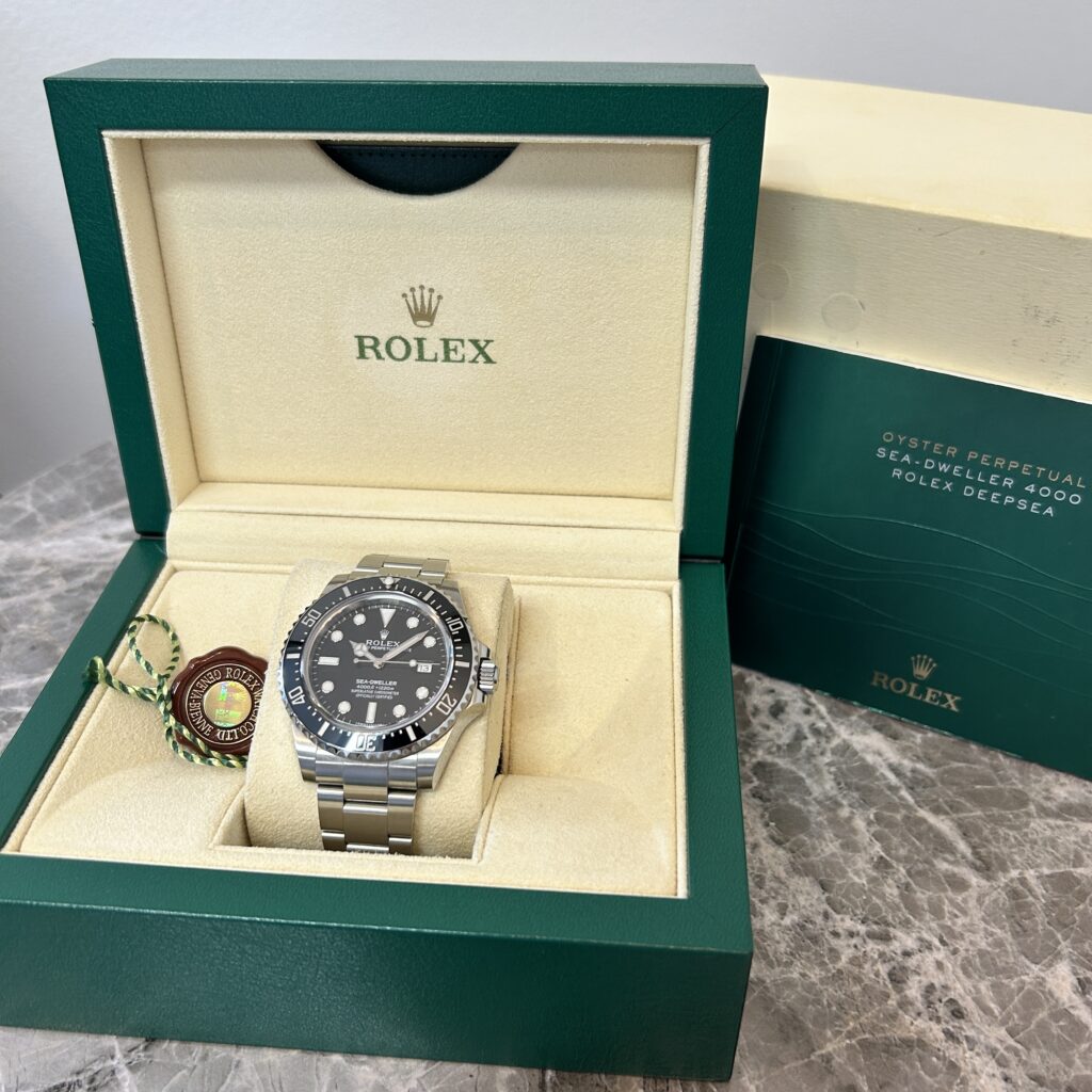 高松市でロレックス シードゥエラー 116600を高価買取。業者交渉による最高値査定。