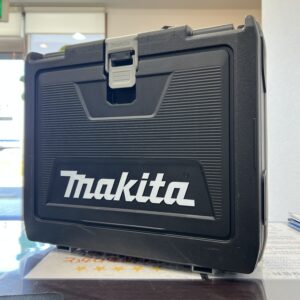 高松市で買取したマキタの防じんマルノコとヒルティの回転レーザー。