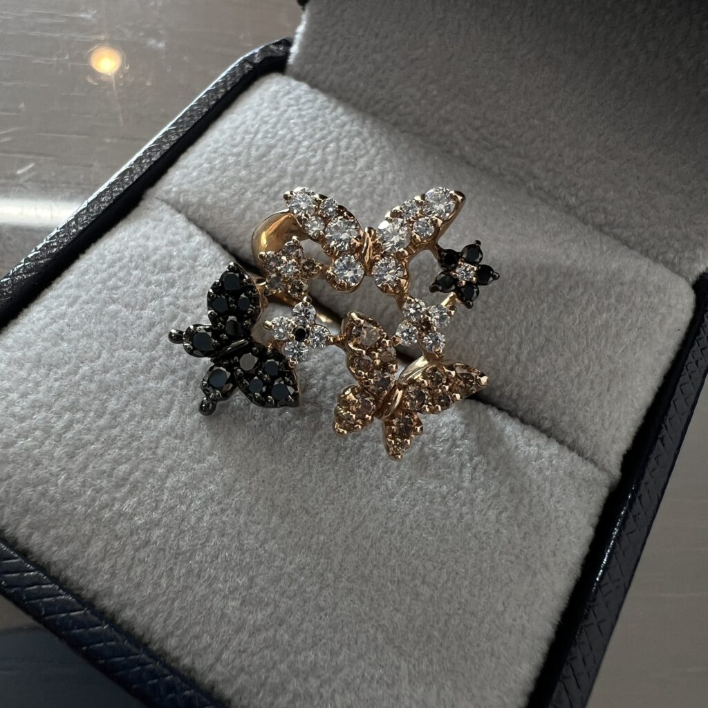 高松市のトレリバで買取したセイレーンアズーロのK18PGバタフライダイヤモンドリング。ブランドジュエリー高価査定。