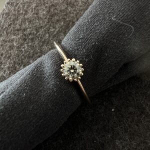 高松市のトレリバで買取したプラチナのブラウンダイヤモンドリング。立て爪デザイン。宝石・ジュエリー査定。