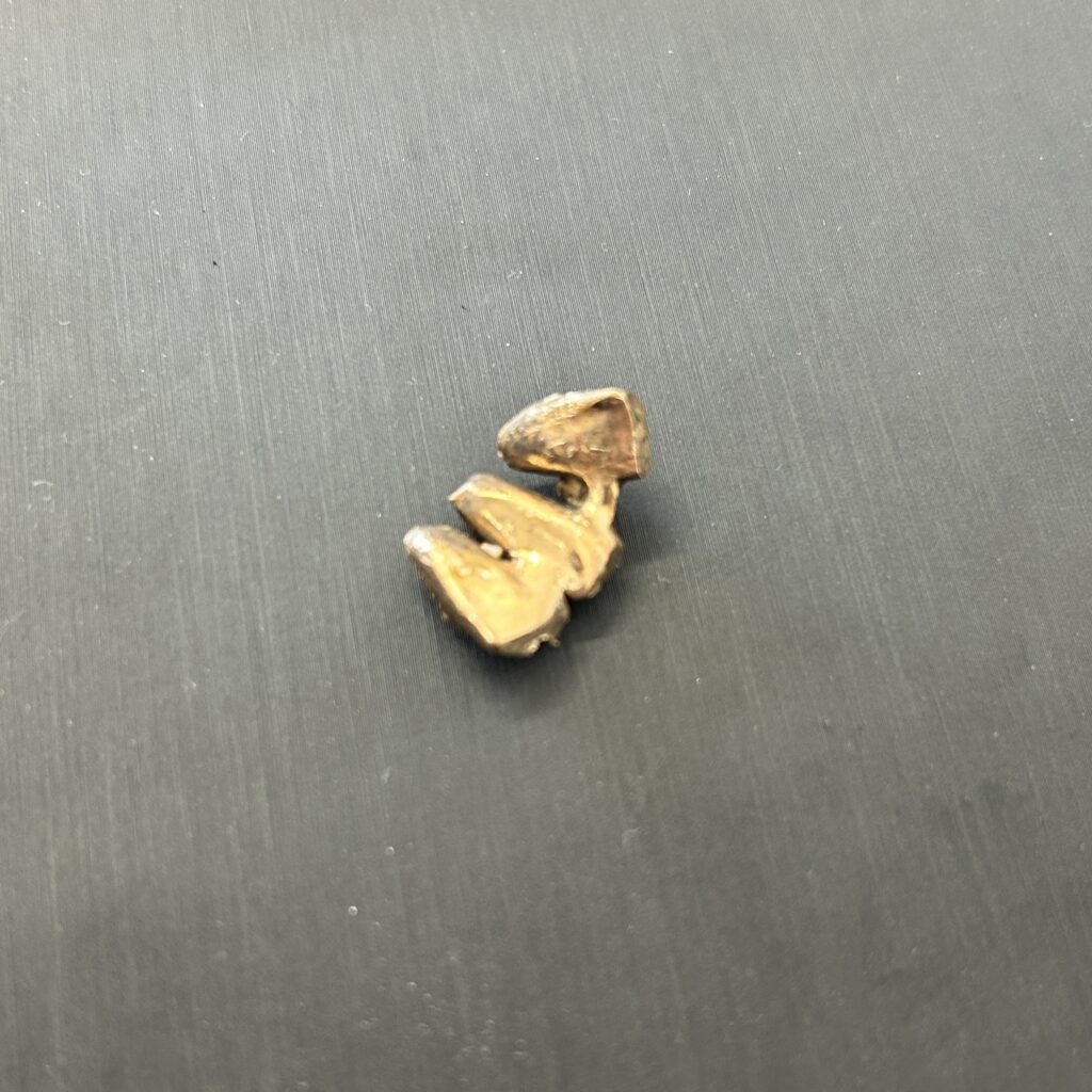 高松市で買取した金歯。貴金属・ゴールドとしての査定。