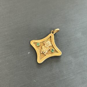 高松市のトレリバで買取した刻印のないイエローゴールドペンダントトップ。貴金属の素材検査査定。