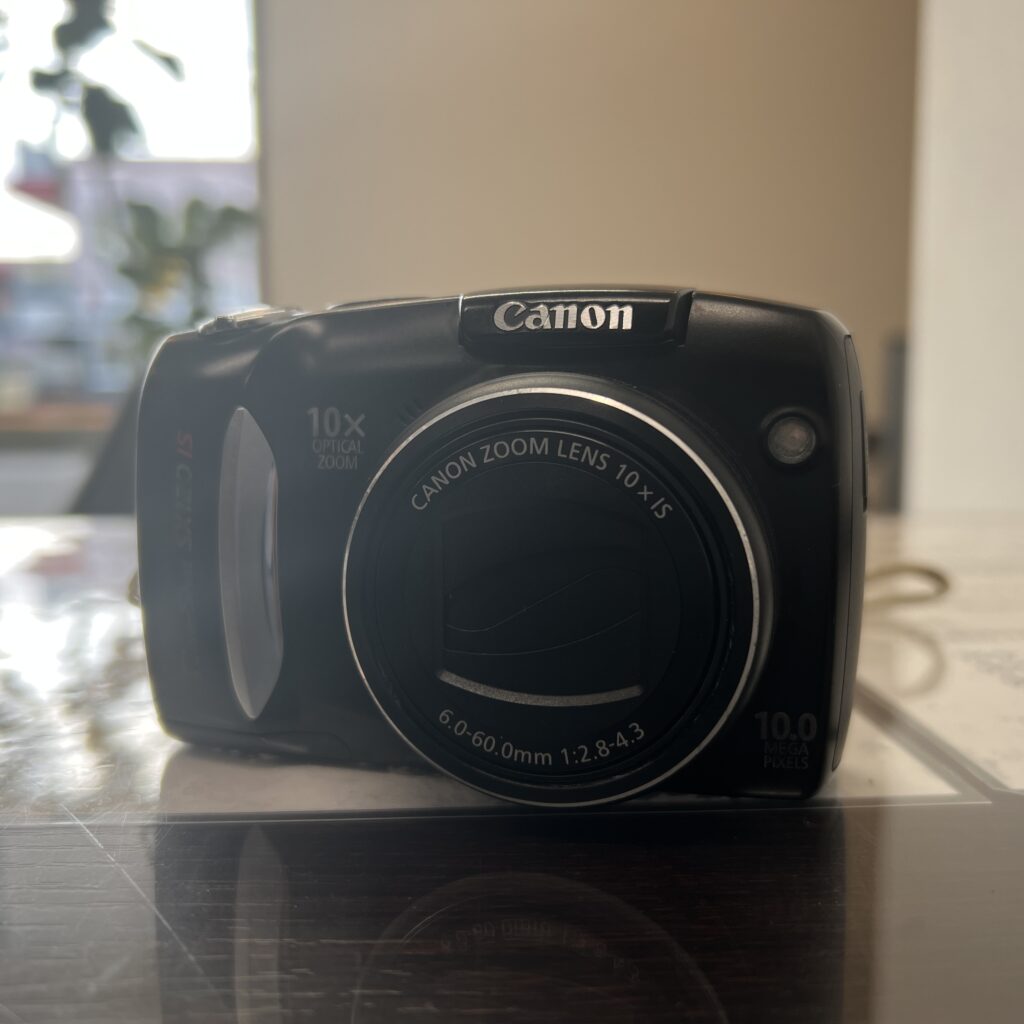 高松市のトレリバで買取したCanonのデジタルカメラ。コンパクトデジカメの査定。