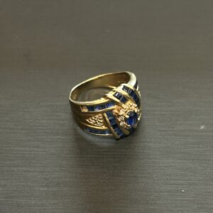 高松市のトレリバで買取したK18サファイアダイヤモンドリング。宝石・貴金属の誠実査定。