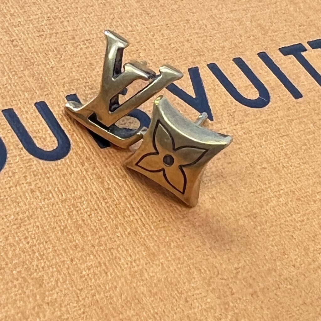高松市のトレリバで買取したルイヴィトン（LOUIS VUITTON）LVセーラーピアスの画像。