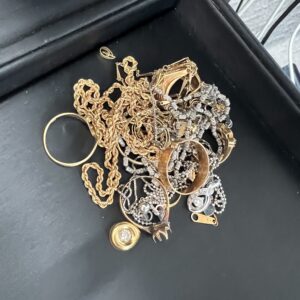 高松市のトレリバで買取したK18リングやPt900ネックレスなど貴金属の査定写真