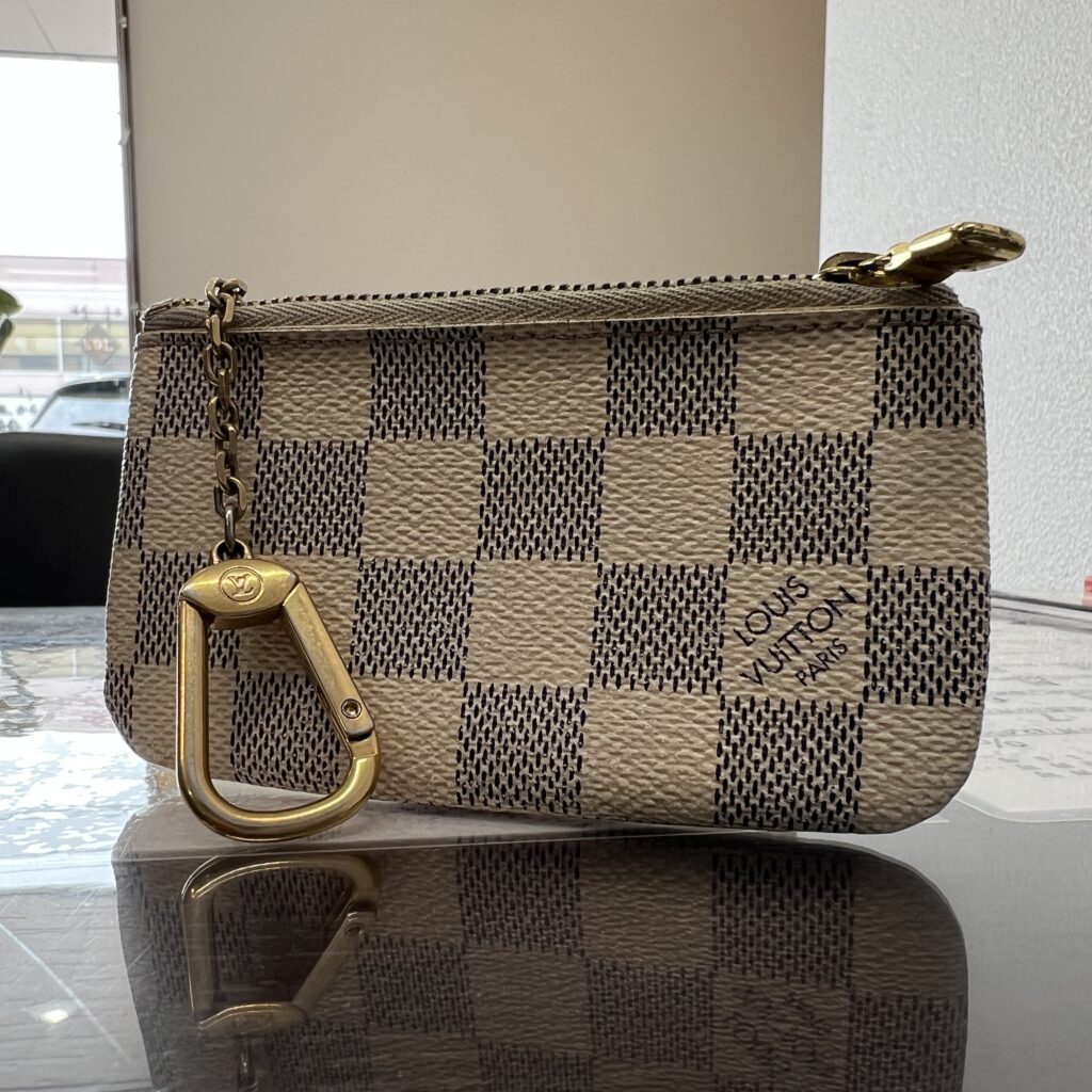 高松市のトレリバで買取したルイ・ヴィトン ポシェット・クレ N62659。ダミエ・アズールのキーリング付コインケース査定。