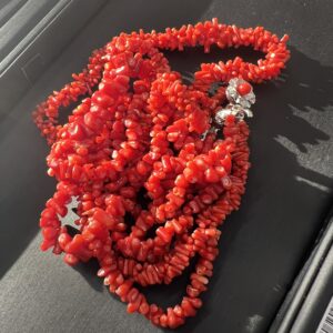 高松市のトレリバで買取した赤珊瑚ネックレス(管理番号2782)。古いサンゴジュエリーの査定実績。