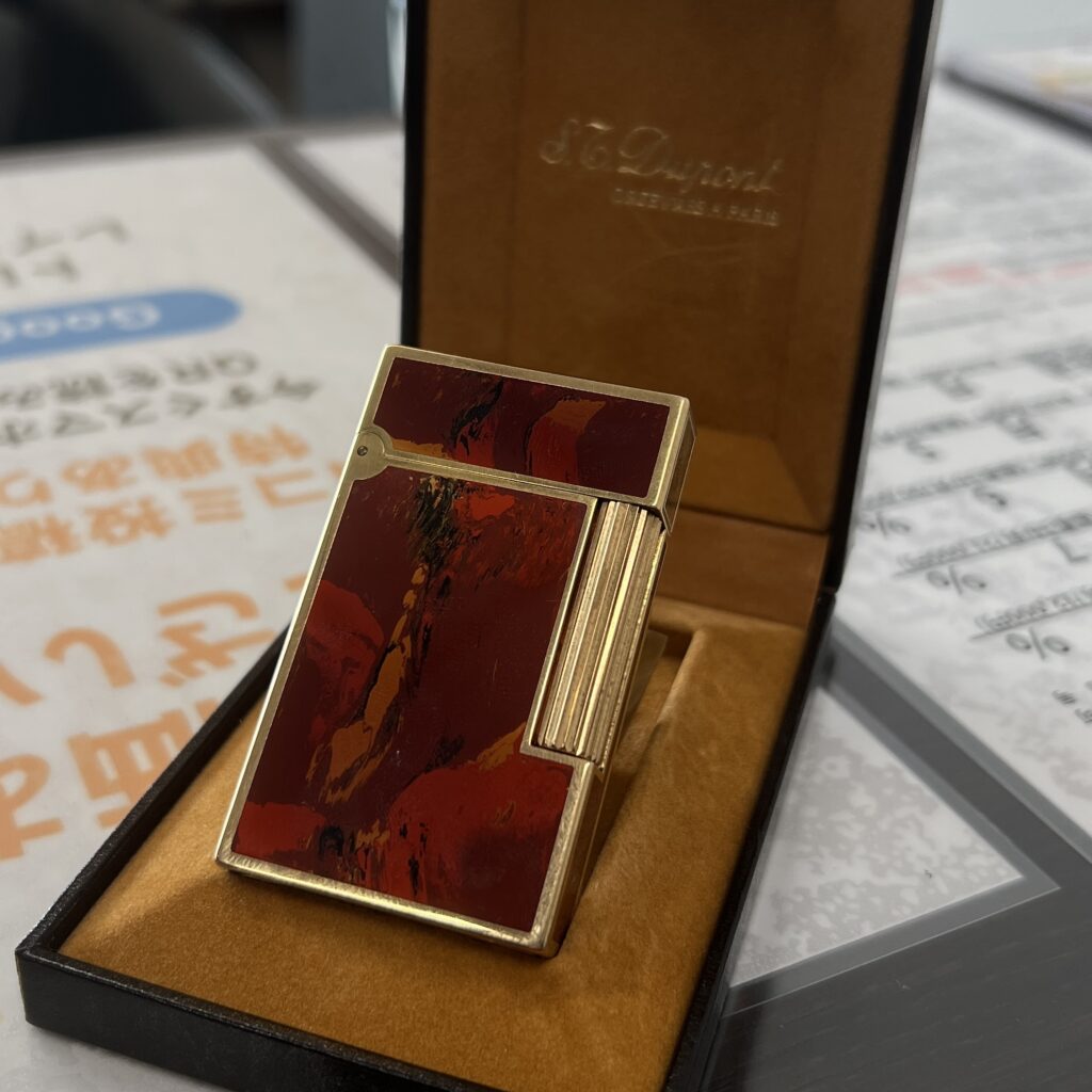 高松市のトレリバで買取したデュポンのガスライター ライン2 純正漆。管理番号2831。