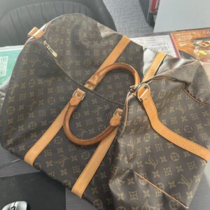 高松市のトレリバで買取したルイヴィトン（LOUIS VUITTON）モノグラムのボストンバッグ、キーポル・バンドリエールの正面画像。