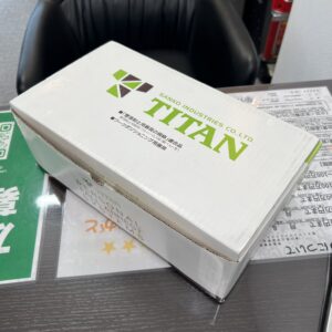 高松市のトレリバで買取したタイタン（TITAN）の墜落制止用器具（フルハーネス型）の外箱。