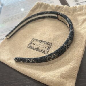 高松市のトレリバで買取したグッチのGGデニムカチューシャ 使用感あり保存袋付きの画像