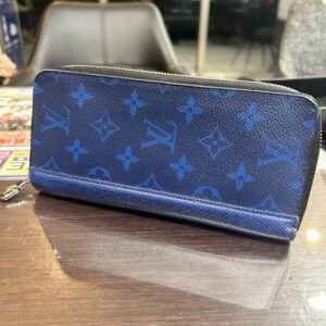高松市のトレリバで買取したルイヴィトンのタイガラマ ジッピーウォレットヴェルティカル長財布 ブルーの画像