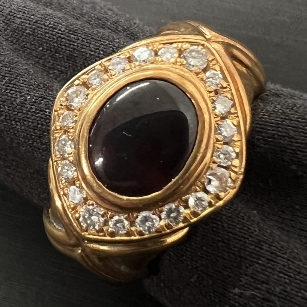 高松市のトレリバで買取したK18ダイヤモンド色石リング重厚デザインの画像